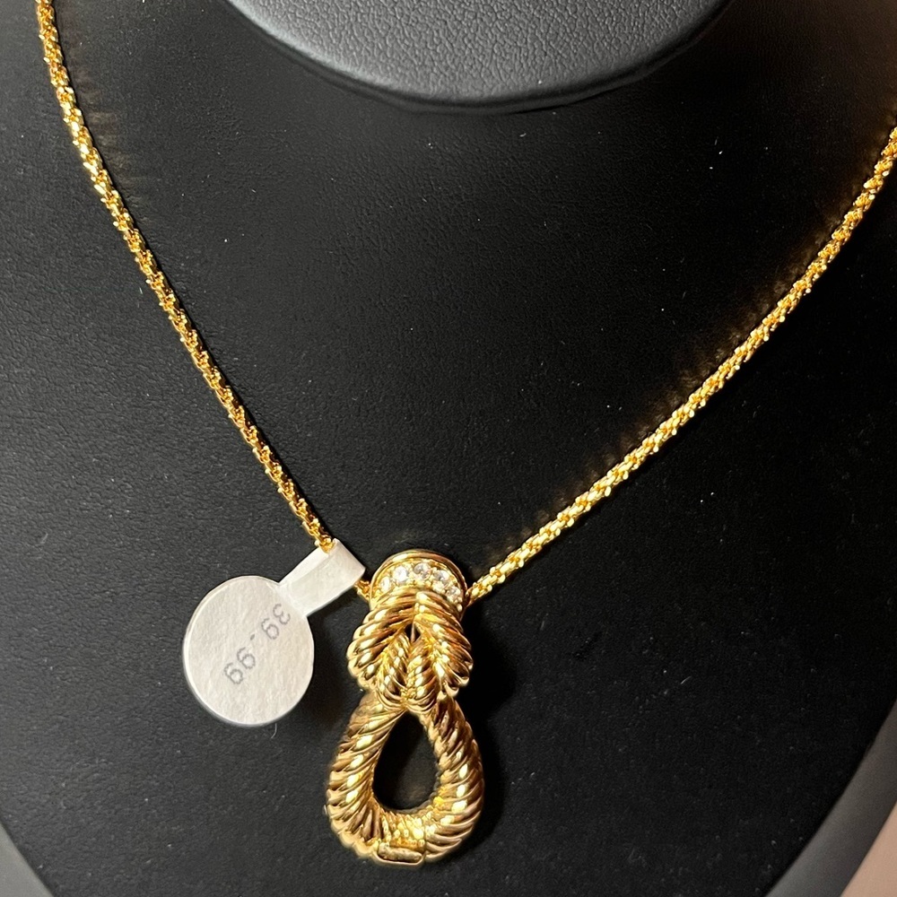 Fifth Avenue Gold Knot Pendant Necklace. New. 18”. Lead & Nickel free.